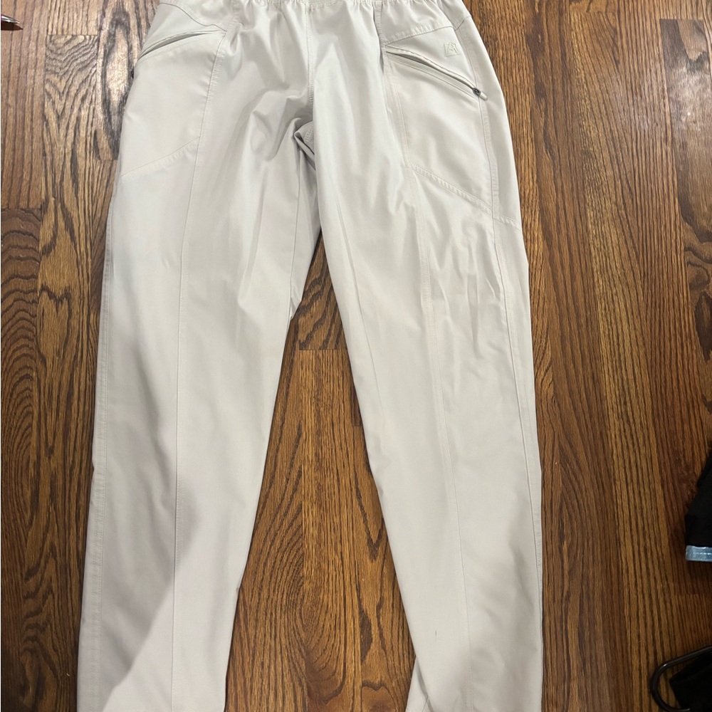 Avalanche Outdoor Women's Pants Small Khaki Pull On Cargo